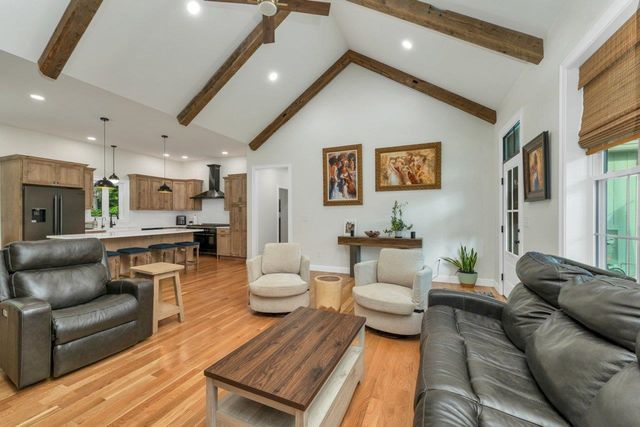 78 Union Wharf Road, Tuftonboro, NH 03853