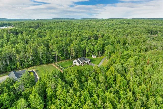 78 Union Wharf Road, Tuftonboro, NH 03853