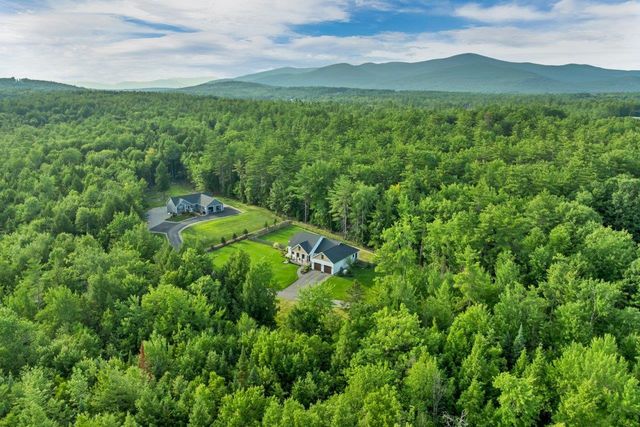 78 Union Wharf Road, Tuftonboro, NH 03853