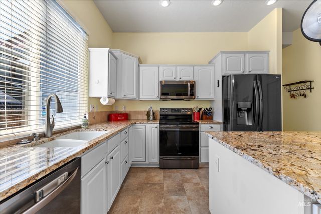10594 N Bridle Way, Boise, ID 83714
