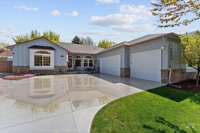 10594 N Bridle Way, Boise, ID 83714