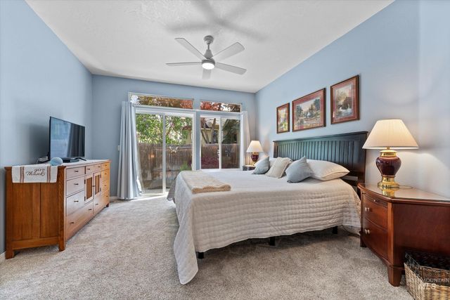 10594 N Bridle Way, Boise, ID 83714