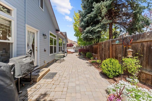 10594 N Bridle Way, Boise, ID 83714