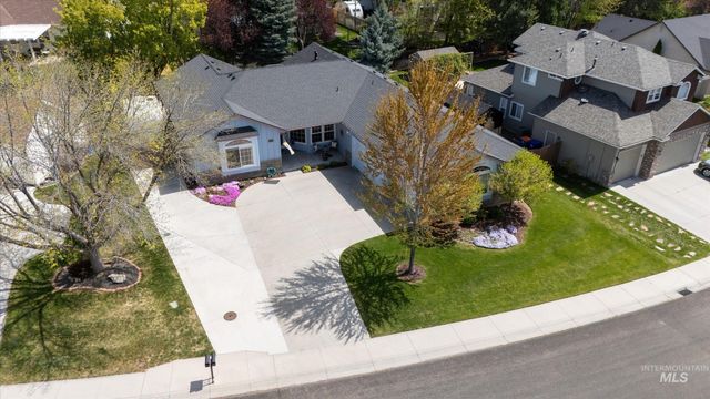 10594 N Bridle Way, Boise, ID 83714