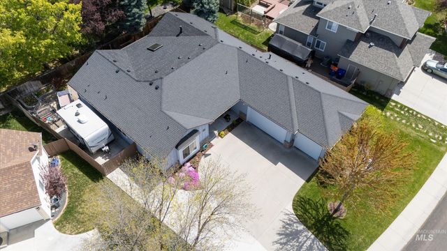 10594 N Bridle Way, Boise, ID 83714
