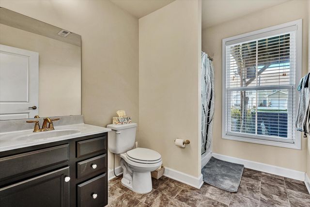 47 Broad ST, Daleville, VA 24083