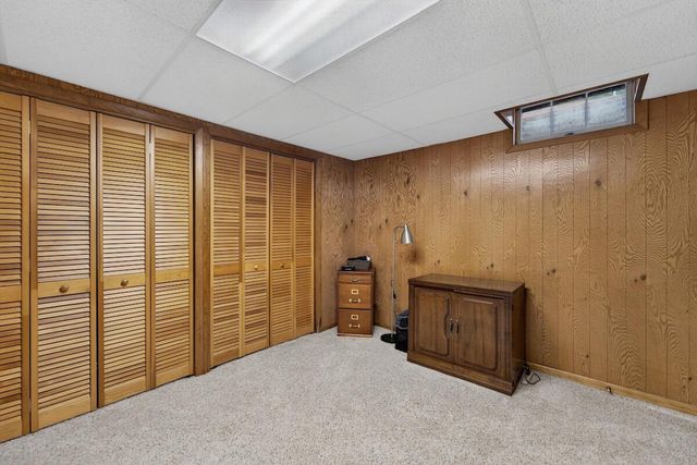 201 N Oakland AVENUE, Burlington, WI 53105