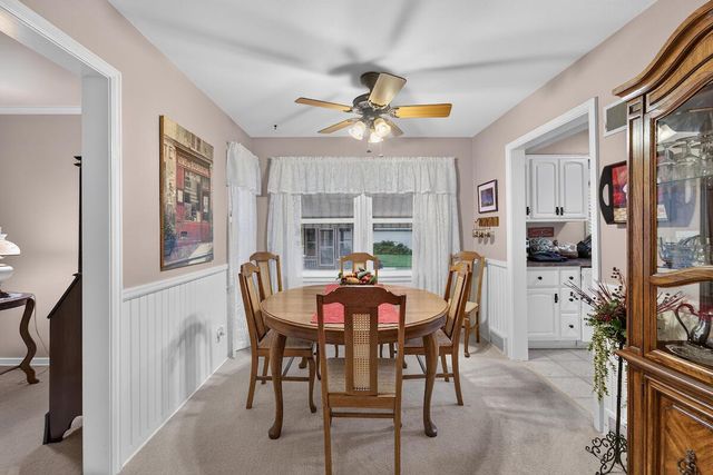 201 N Oakland AVENUE, Burlington, WI 53105