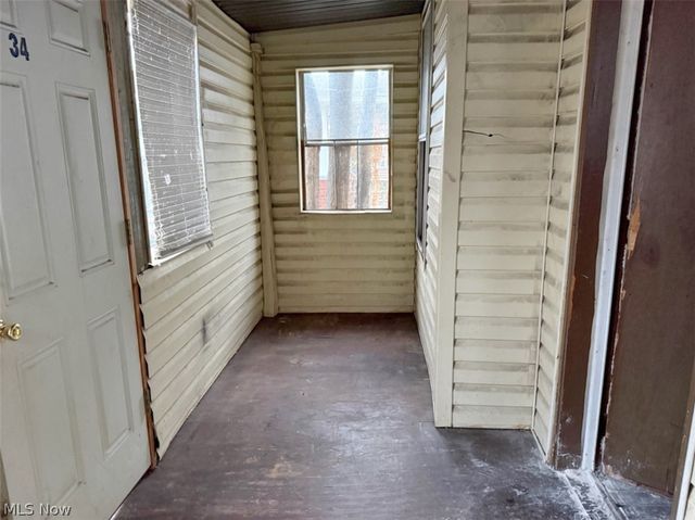 3934 Arnold Court, Cleveland, OH 44109