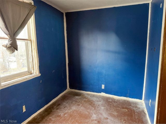 3934 Arnold Court, Cleveland, OH 44109