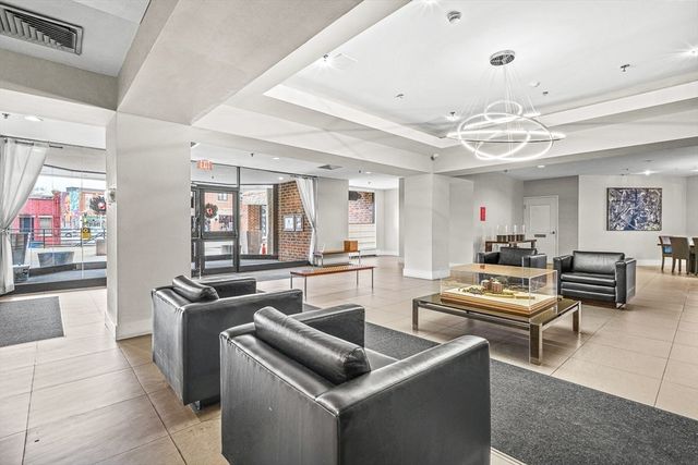 15 North Beacon L01, Boston, MA 02134