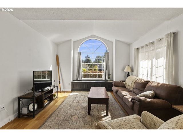 1685 Sw GOUCHER St, Mc Minnville, OR 97128