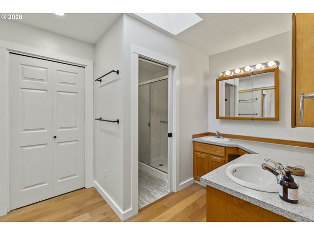 1685 Sw GOUCHER St, Mc Minnville, OR 97128