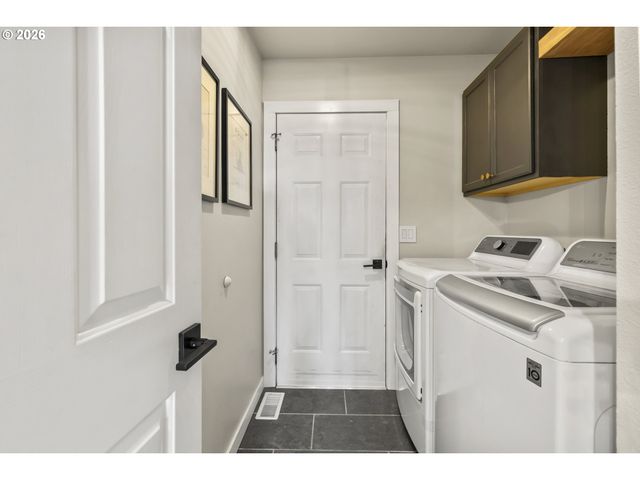 1685 Sw GOUCHER St, Mc Minnville, OR 97128