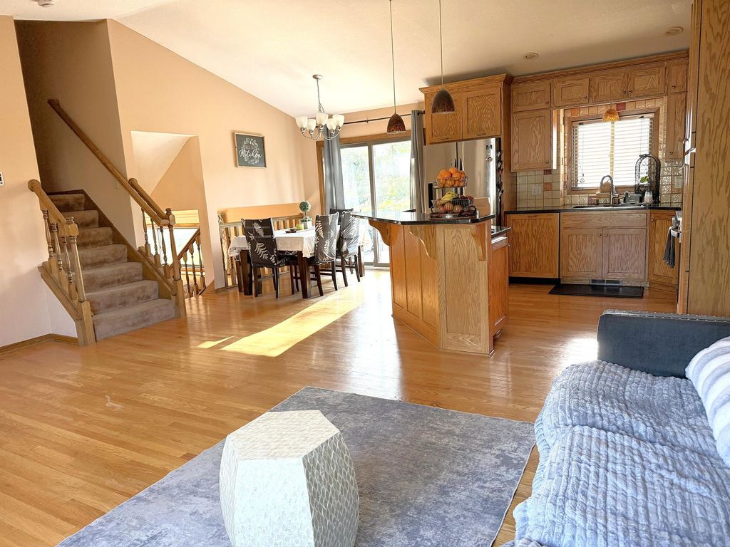 7595 22nd Street Court N, Oakdale, MN 55128 — photo 4