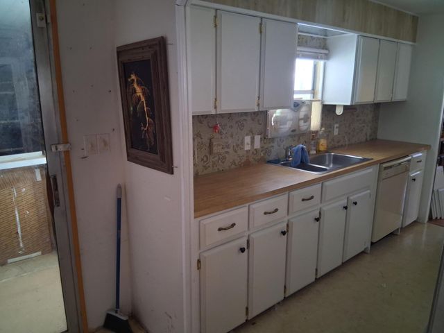 214 W Caribbean, Port St. Lucie, Port St Lucie, FL 34952