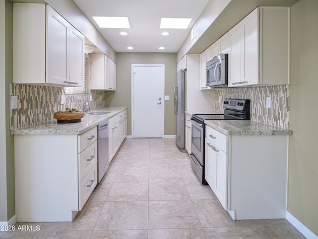 11025 N MADISON Drive, Sun City, AZ 85351