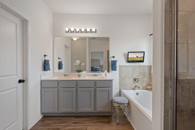 705 Mallow RD, Leander, TX 78641