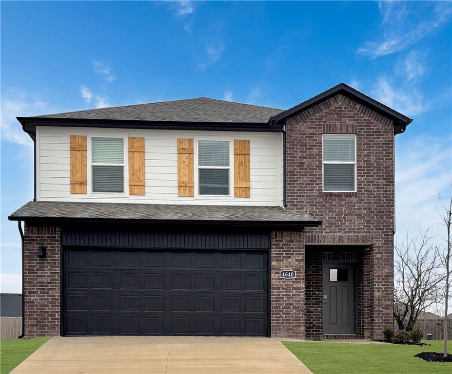 663 S Neon Avenue, Fayetteville, AR 72704