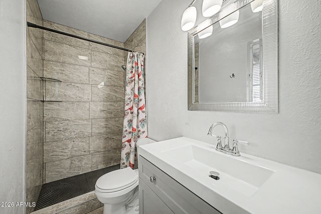 2909 W ASTER Drive, Phoenix, AZ 85029