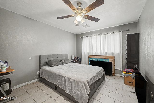2909 W ASTER Drive, Phoenix, AZ 85029