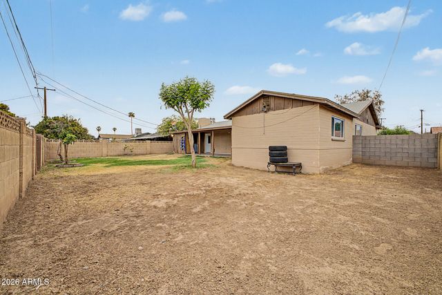 2909 W ASTER Drive, Phoenix, AZ 85029