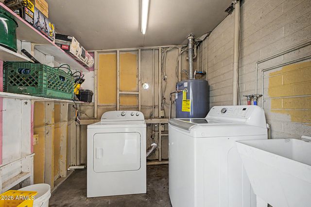 2909 W ASTER Drive, Phoenix, AZ 85029