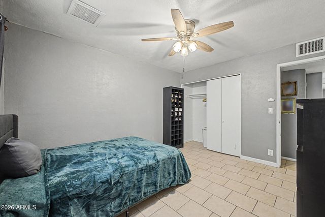 2909 W ASTER Drive, Phoenix, AZ 85029