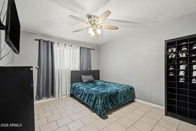2909 W ASTER Drive, Phoenix, AZ 85029