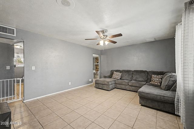 2909 W ASTER Drive, Phoenix, AZ 85029