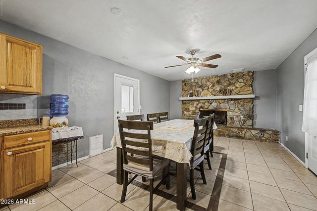2909 W ASTER Drive, Phoenix, AZ 85029