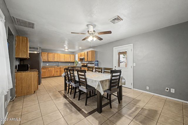 2909 W ASTER Drive, Phoenix, AZ 85029