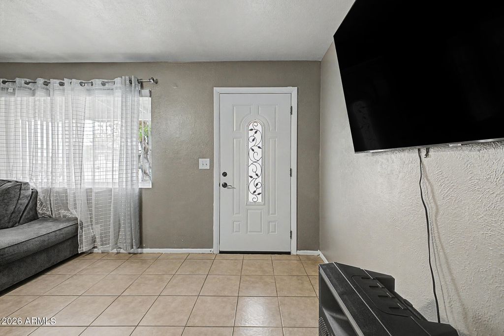 2909 W ASTER Drive, Phoenix, AZ 85029 — photo 5