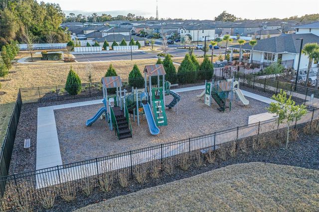 7014 RIPPLE POND LOOP, Zephyrhills, FL 33541