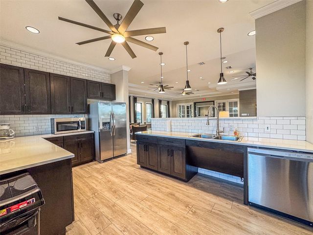 7014 RIPPLE POND LOOP, Zephyrhills, FL 33541