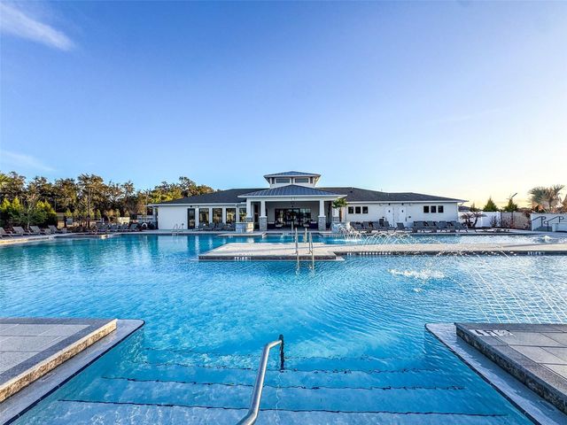 7014 RIPPLE POND LOOP, Zephyrhills, FL 33541