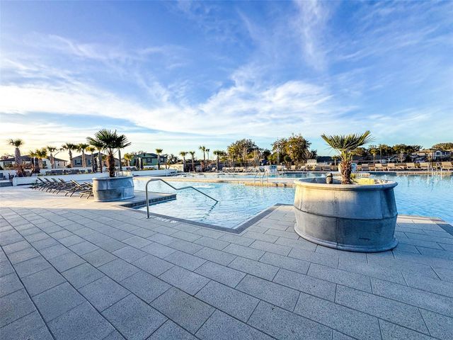 7014 RIPPLE POND LOOP, Zephyrhills, FL 33541