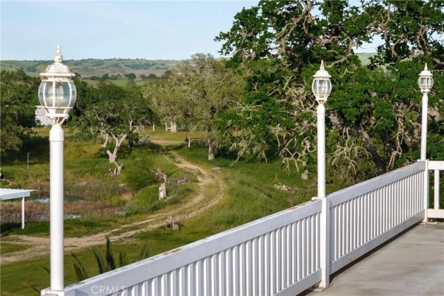 6685 El Pomar Drive, Templeton, CA 93465