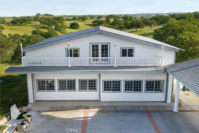 6685 El Pomar Drive, Templeton, CA 93465