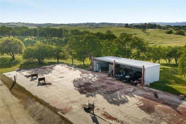 6685 El Pomar Drive, Templeton, CA 93465