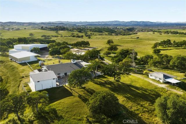 6685 El Pomar Drive, Templeton, CA 93465