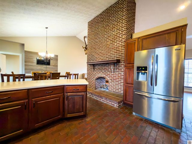 91 Sanders Lane, Mayfield, KY 42066