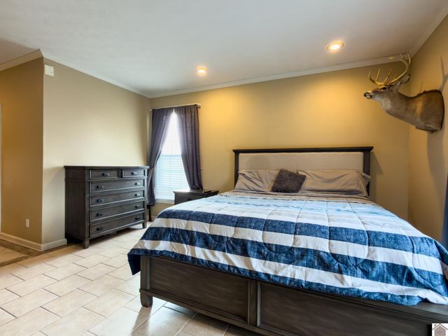 91 Sanders Lane, Mayfield, KY 42066