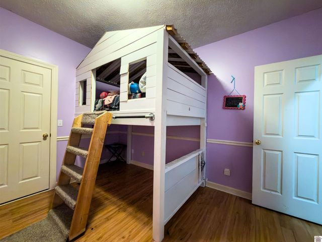 91 Sanders Lane, Mayfield, KY 42066