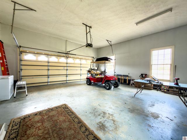 91 Sanders Lane, Mayfield, KY 42066