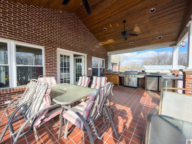 91 Sanders Lane, Mayfield, KY 42066