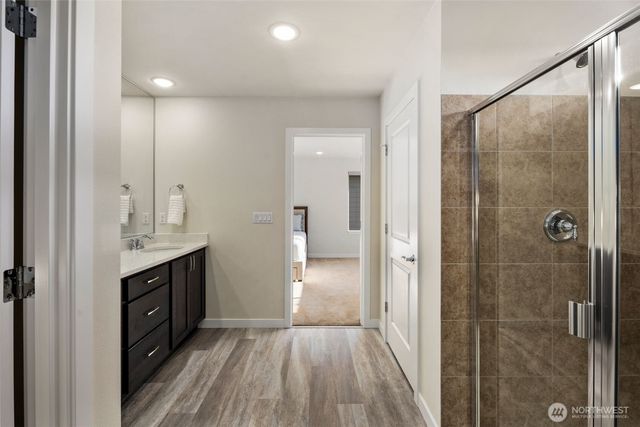 33305 Glacier Avenue SE, Black Diamond, WA 98010