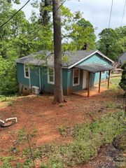300/292 N Meridian Street, Rutherfordton, NC 28139