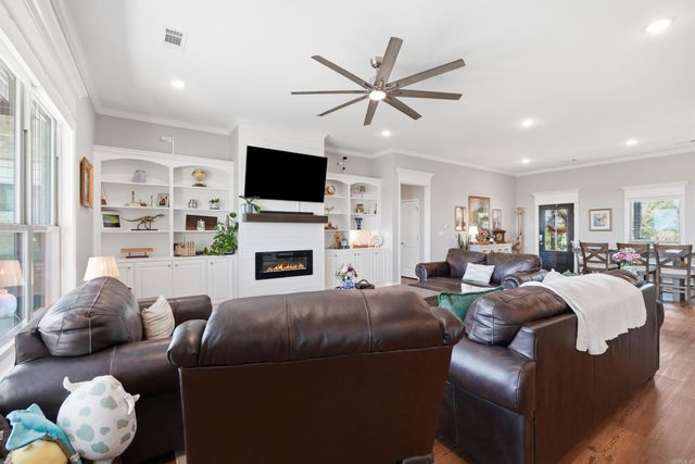 75 Crested Butte Road, Austin, AR 72007