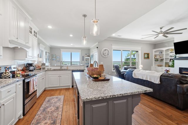 75 Crested Butte Road, Austin, AR 72007